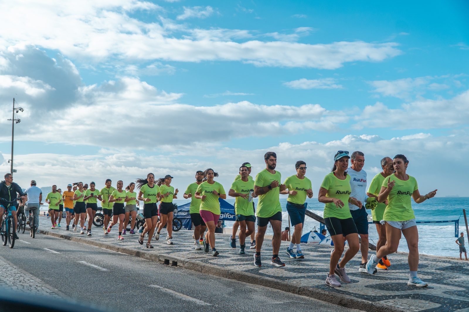 Estratégia de Prova RunFun: Como a Nossa Assessoria Esportiva Acompanha Você em Provas de Corrida